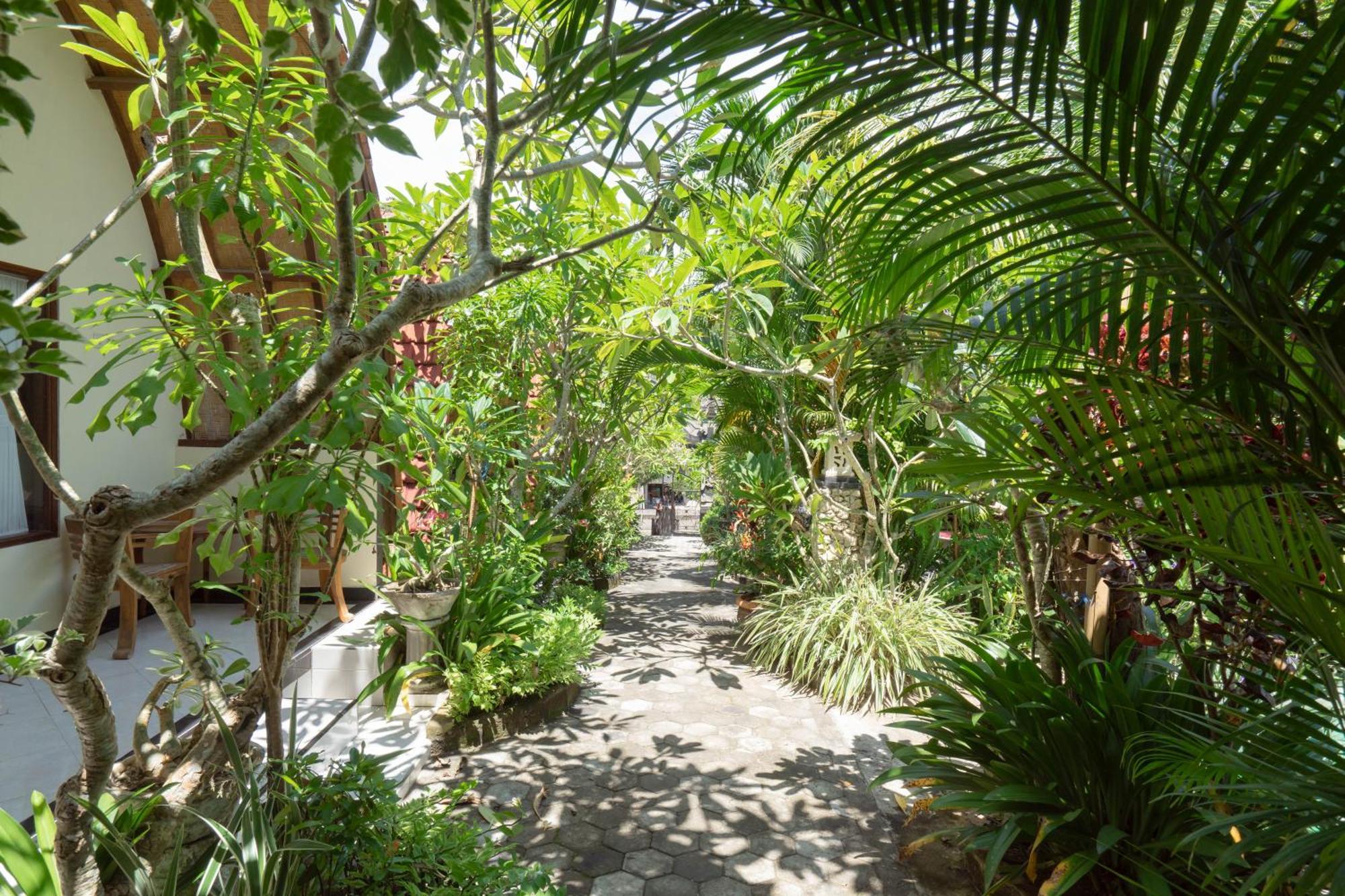 Ratu Cottage By Ourstory Travels Batununggul Exterior foto